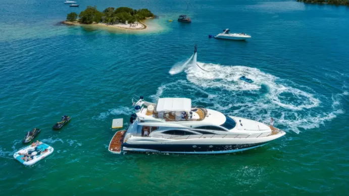 74 FEET - SUNSEEKER MANHATTAN "GIULI"