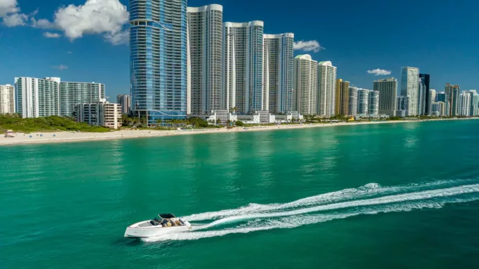 38 FEET - PARDO with Twins 300hp Mercury - Image 16