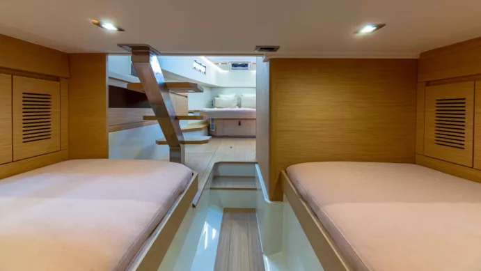 38 FEET - PARDO with Twins 300hp Mercury - Image 31