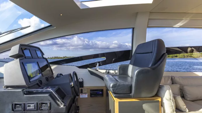 70 FEET PERSHING "SAN SOUCI VIII" - Image 22