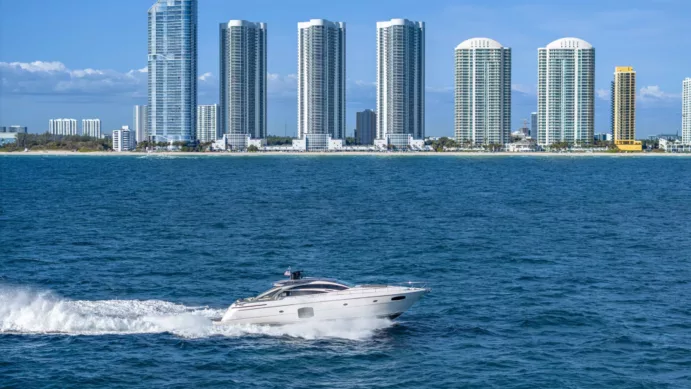 70 FEET PERSHING "SAN SOUCI VIII" - Image 9