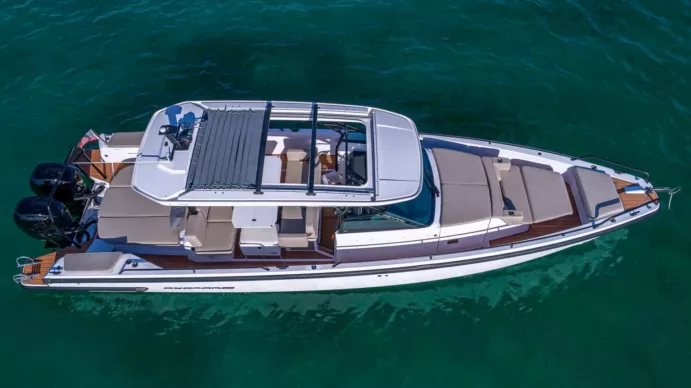 38 FEET - AXOPAR with Twins 350hp Mercury - Image 3
