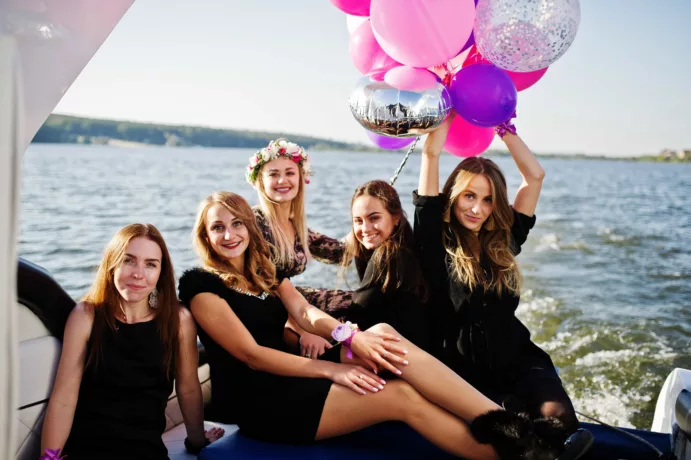 Bachelorette Party on the Water - Image 5