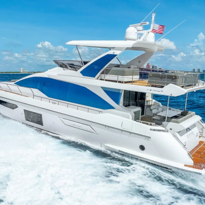 75 FEET Azimut 72 Fly